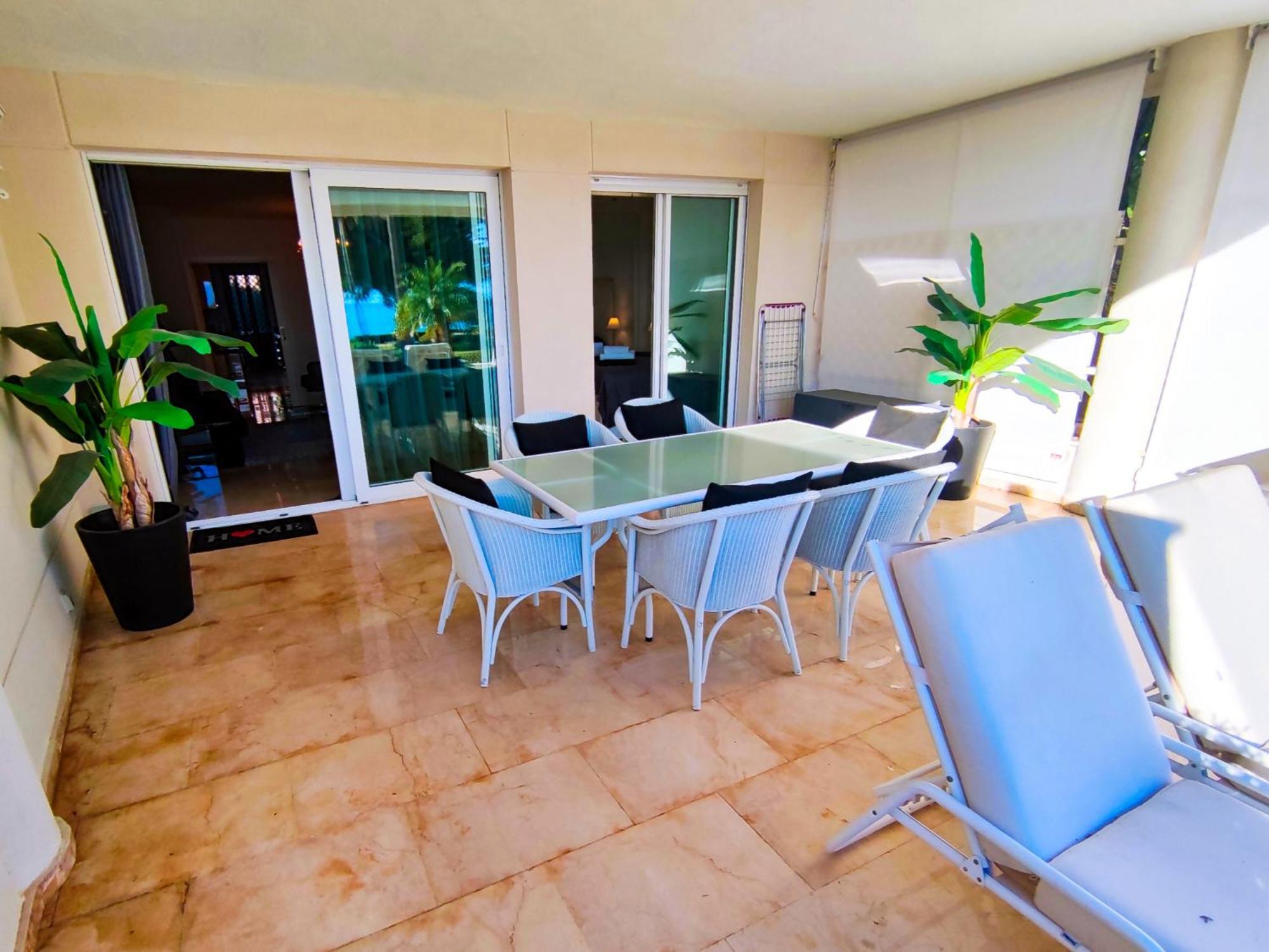 Luxury Frontline Residence Ehhouse Estepona Exterior photo